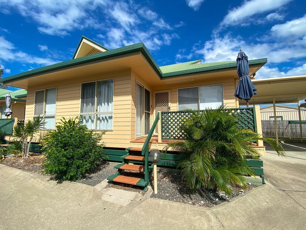 San Marco Villa 5 - Burrum Heads- Beachfront - 2BR - Pool