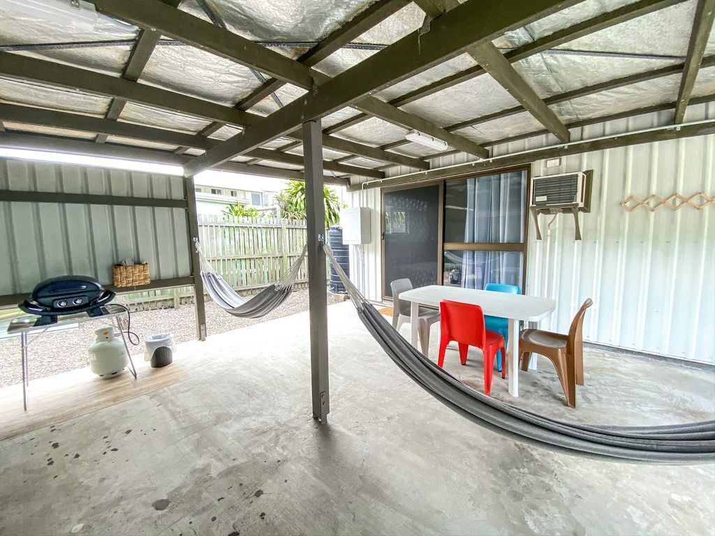 The Shack - Burrum Heads - 2BR - Refurbished - Air Con