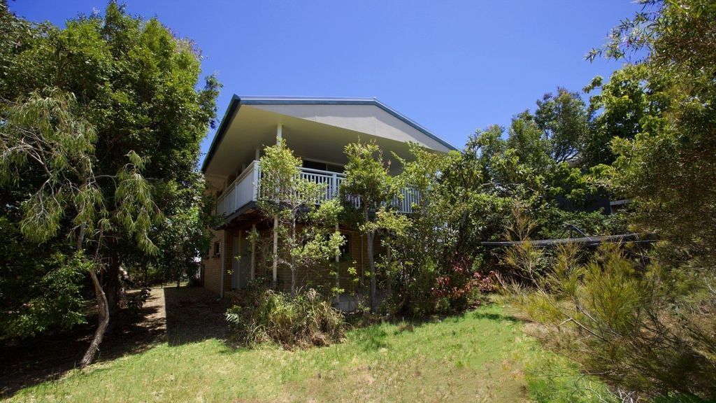 21 Cooroora Street Dicky Beach QLD