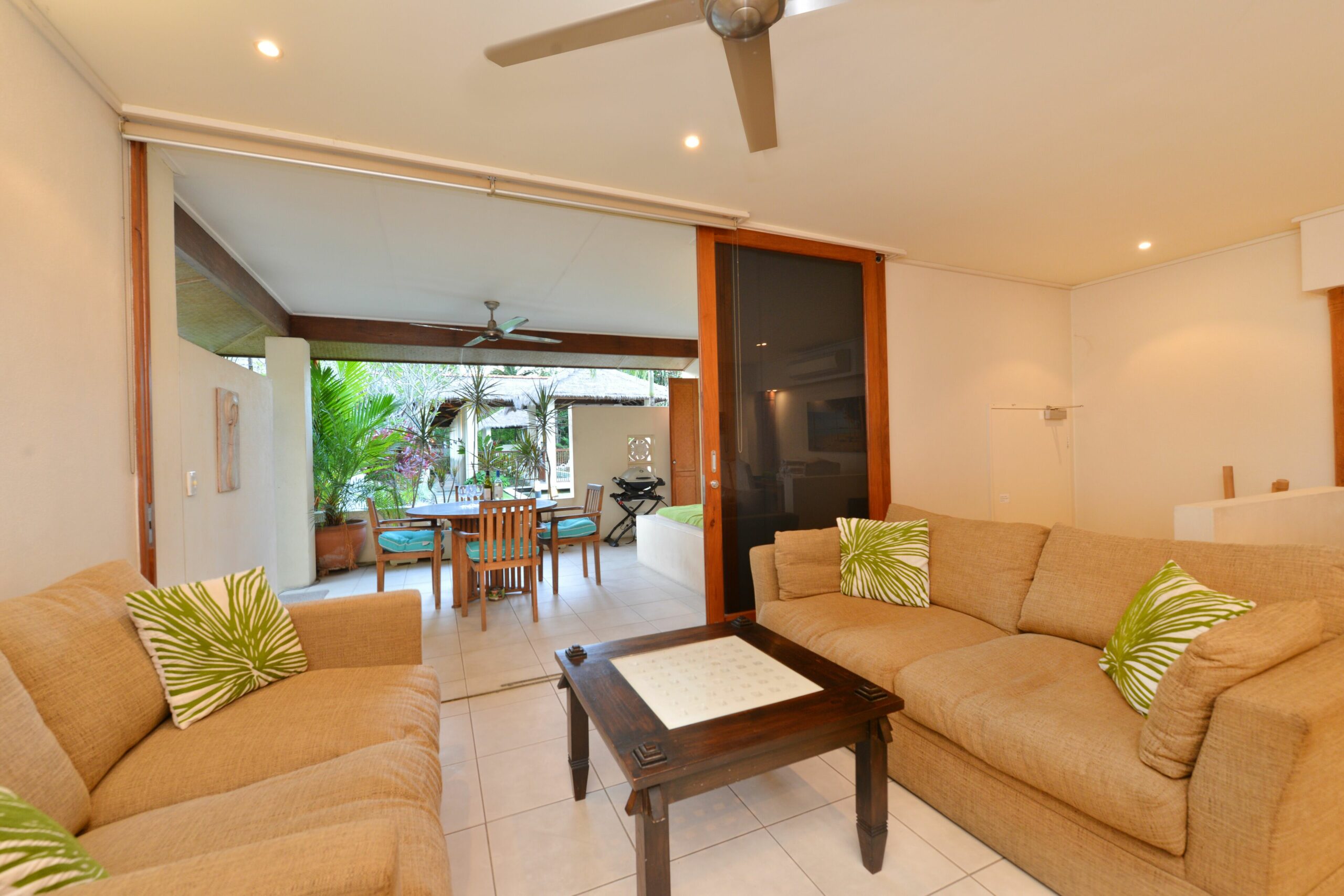 Beachfront Surya Villa 8