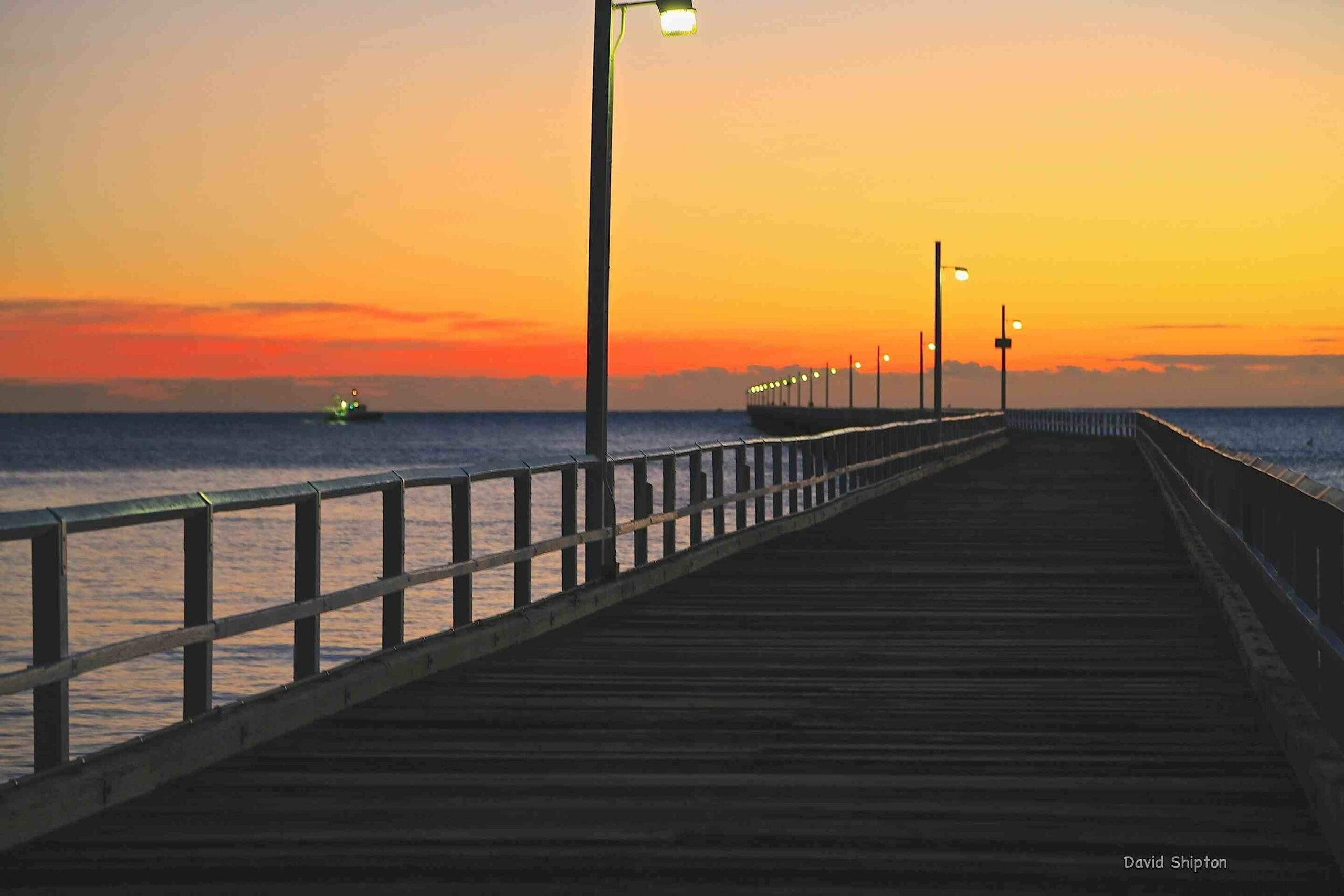 Beauty in the Bay - Sit on your balcony, relax and enjoy the views of the ocean