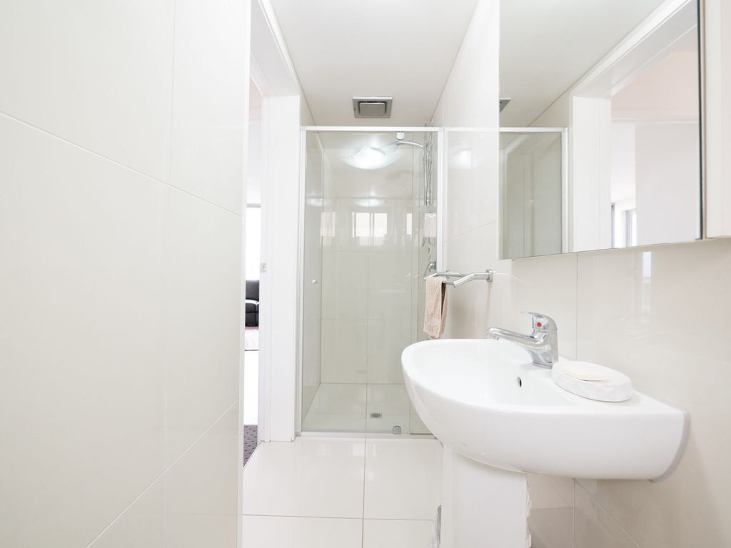 Pacific Towers Unit 4, 19 Ormonde Tce Kings Beach