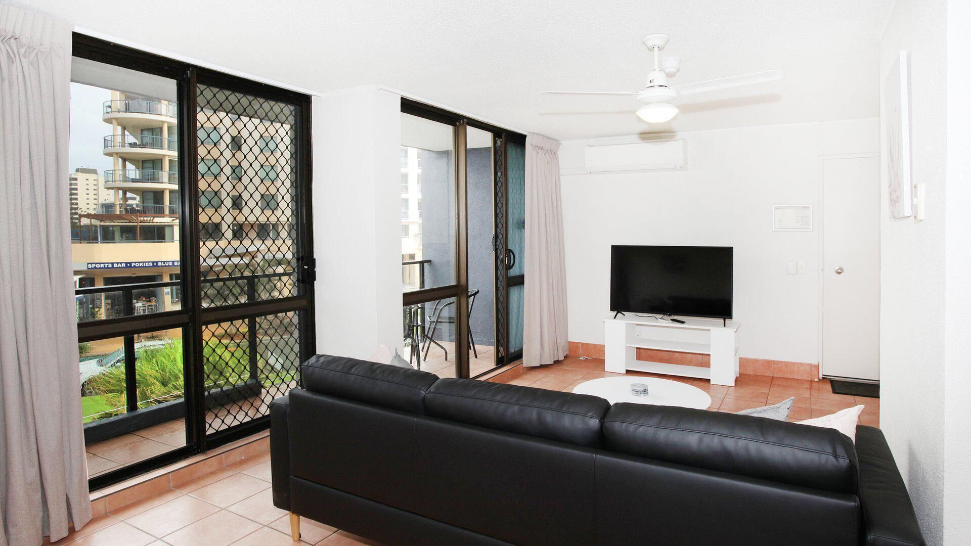 Mylos 19 - 2 Bedroom unit in the heart of Alexander Headlands