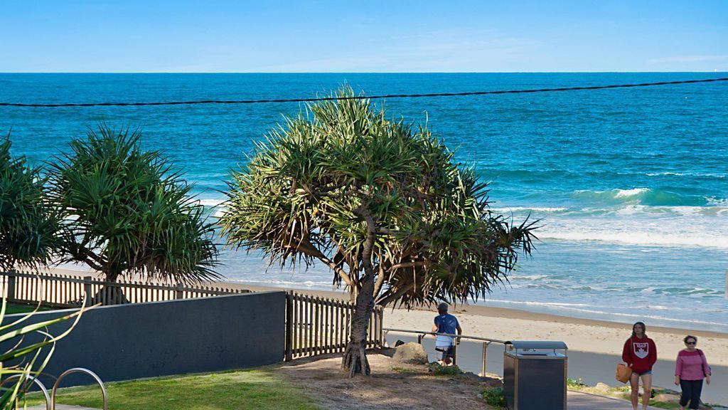 Pandanus Shores Unit 4 Kings Beach QLD