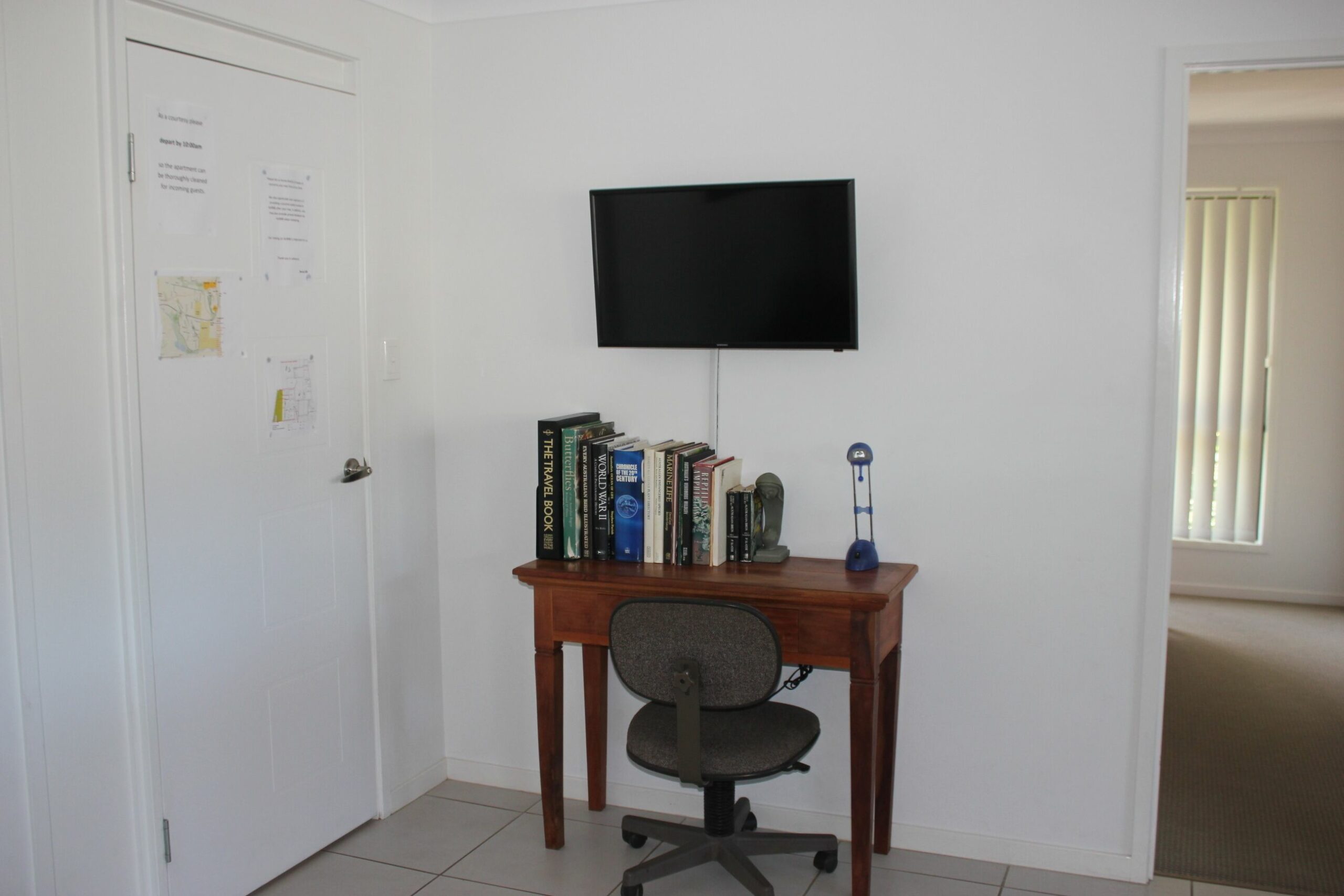 Beerwah Ideal 2 Bed Apartment - Pet Friendly and 5 Minutes to Australia Zoo