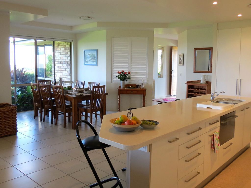 Maleny Springs Farm - Luxurious House on 100 Acres