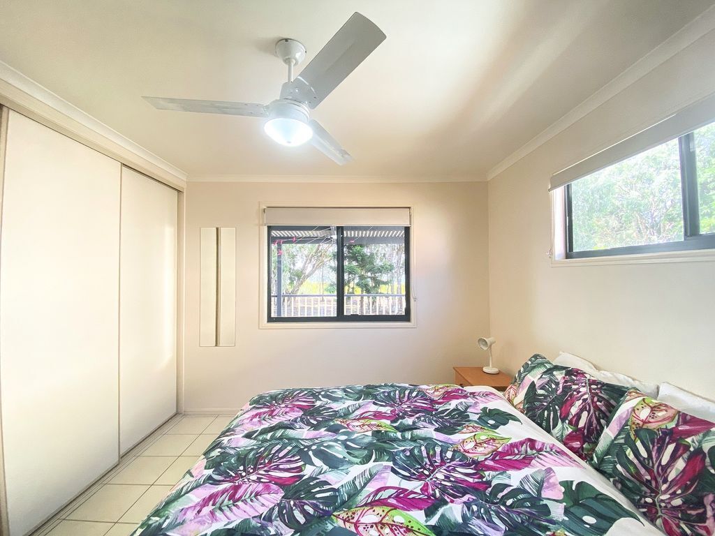 On The Bank - Burrum Heads- Riverfront- 3br- Aircon