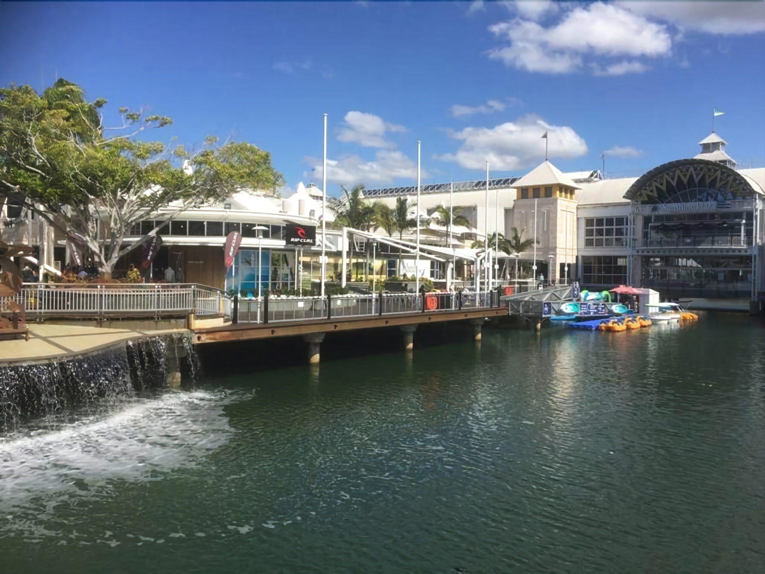 Entire Beach Cottage - Minnie's at Maroochydore