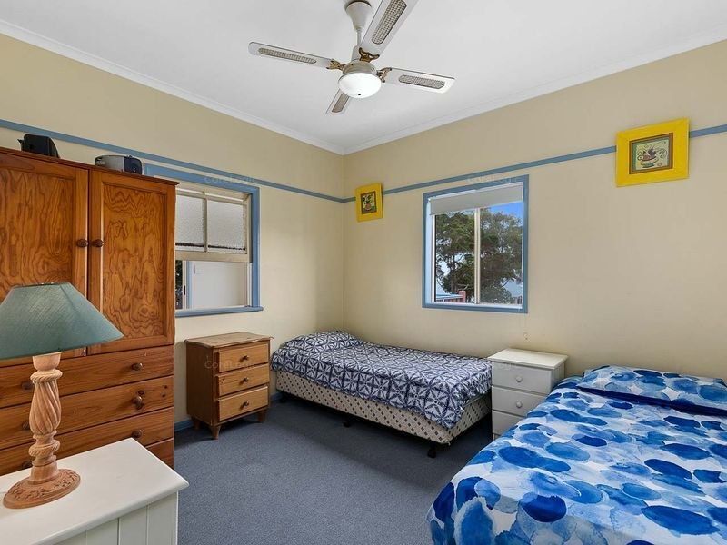 Sunrise Up - Burrum Heads- Riverfront- 3br- Pets Welcome