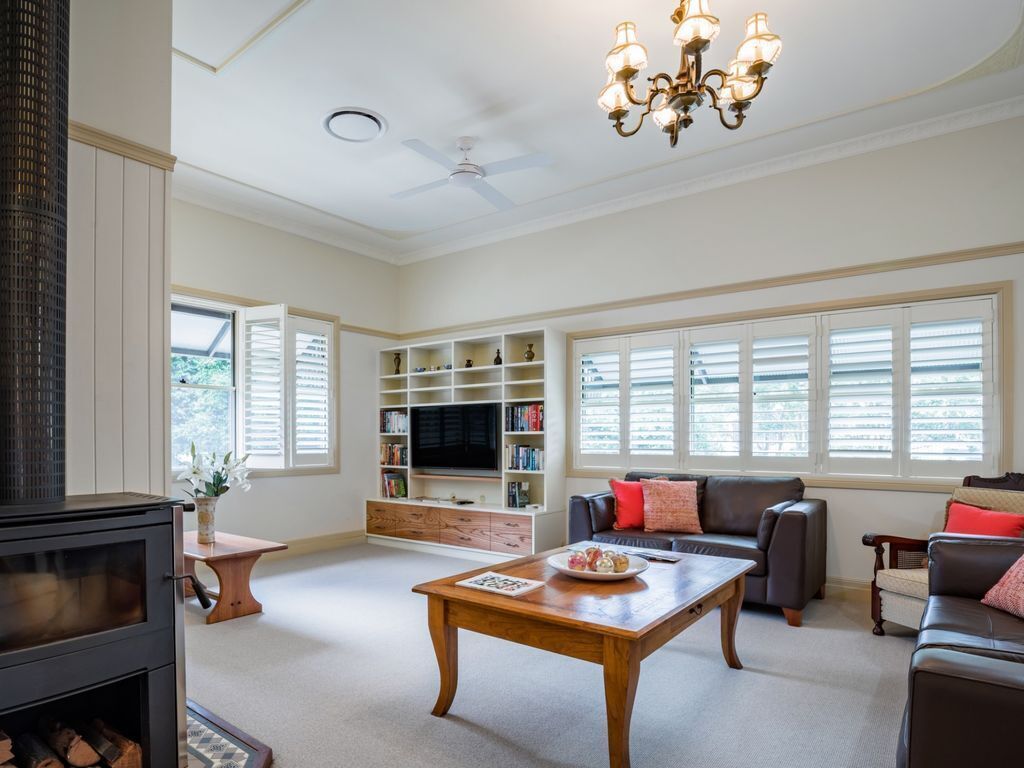 Gracious Spacious & Charming Queenslander, Walk Into Maleny