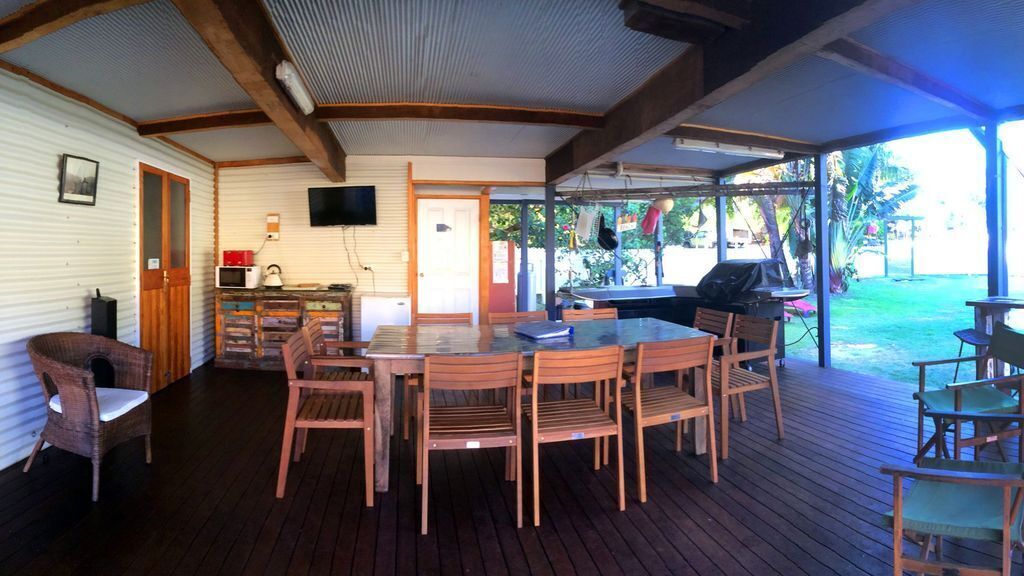 Fraser Island Classic Beach House – 1 Minute to the Beach