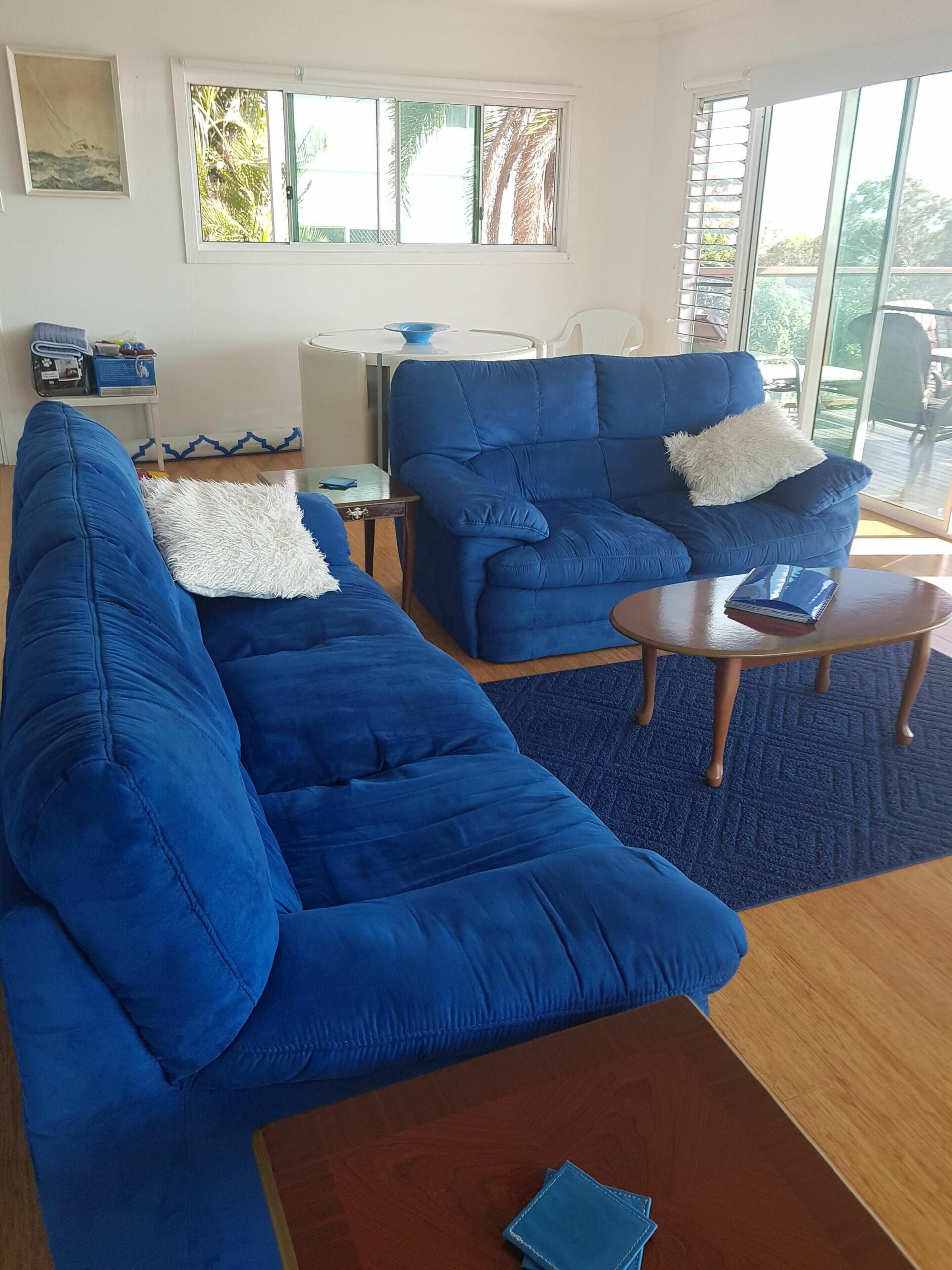 Pet friendly fully furnished unit with harbour views and sea breezes