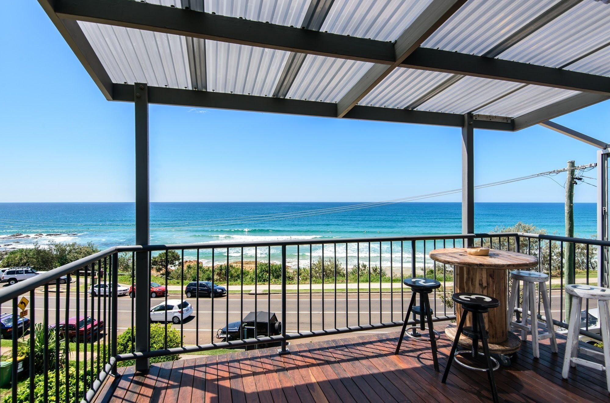 Wake up to Stunning Views Overlooking Coolum Beach