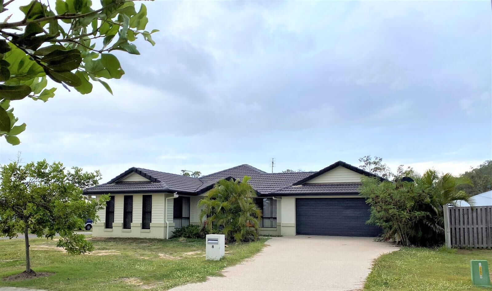 Private Home 4beds 2baths, 7 Minutes From Gladstone Airport