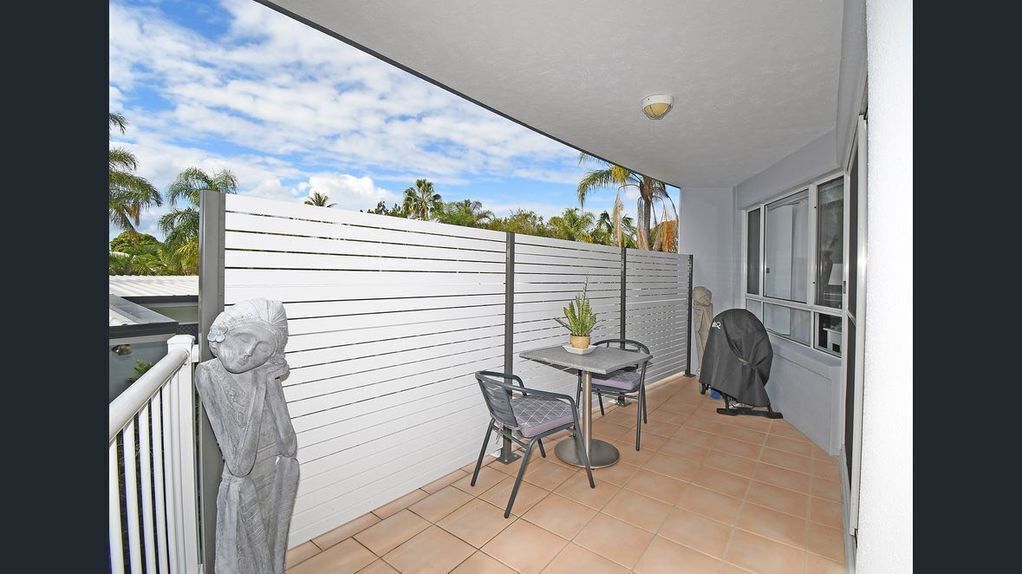 Beachfront Luxury Apartment Hervey BAY