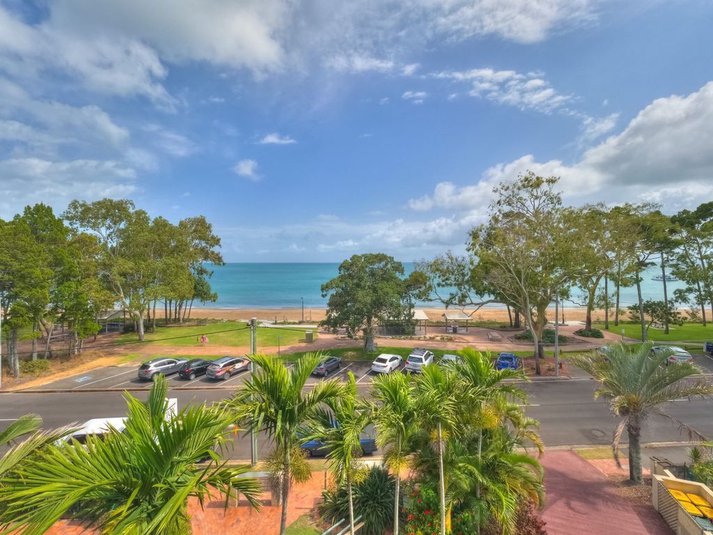 Charlton Apartments on the Esplanade