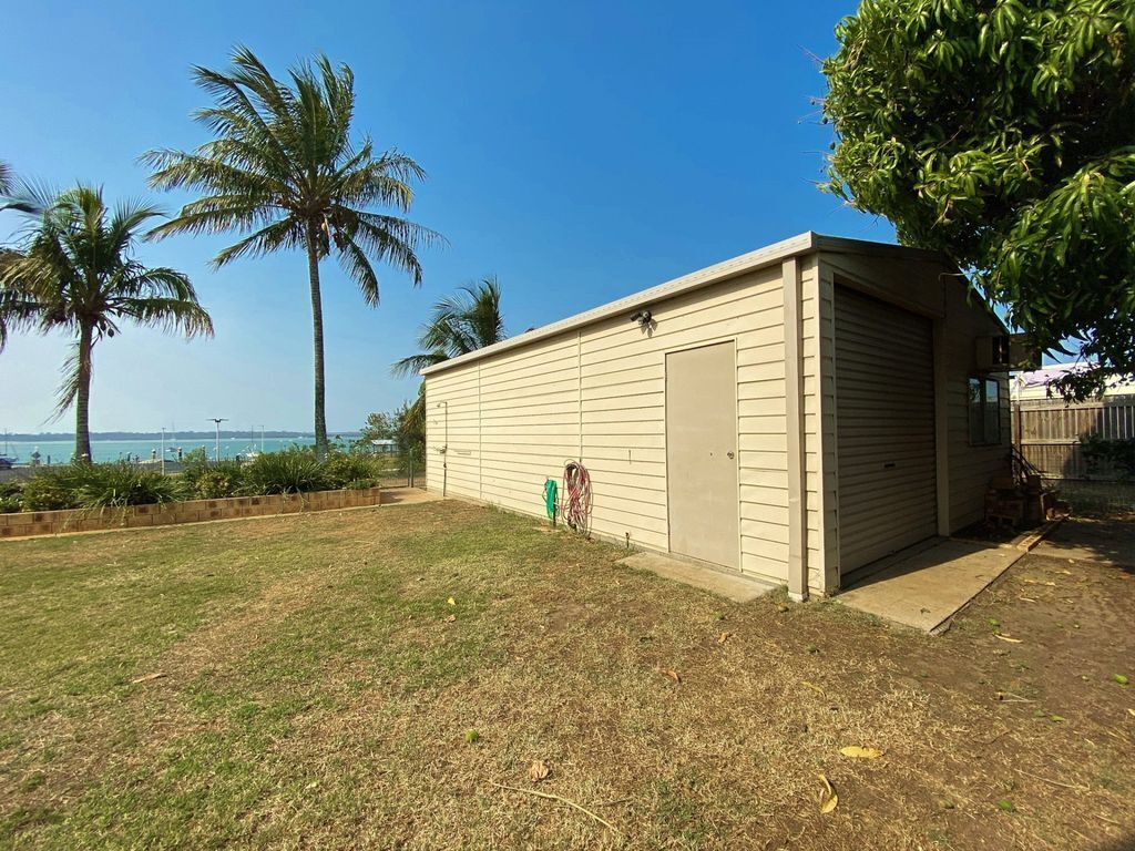 Utopia - Burrum Heads- Riverfront - 5br- Aircon- Pets Welcome