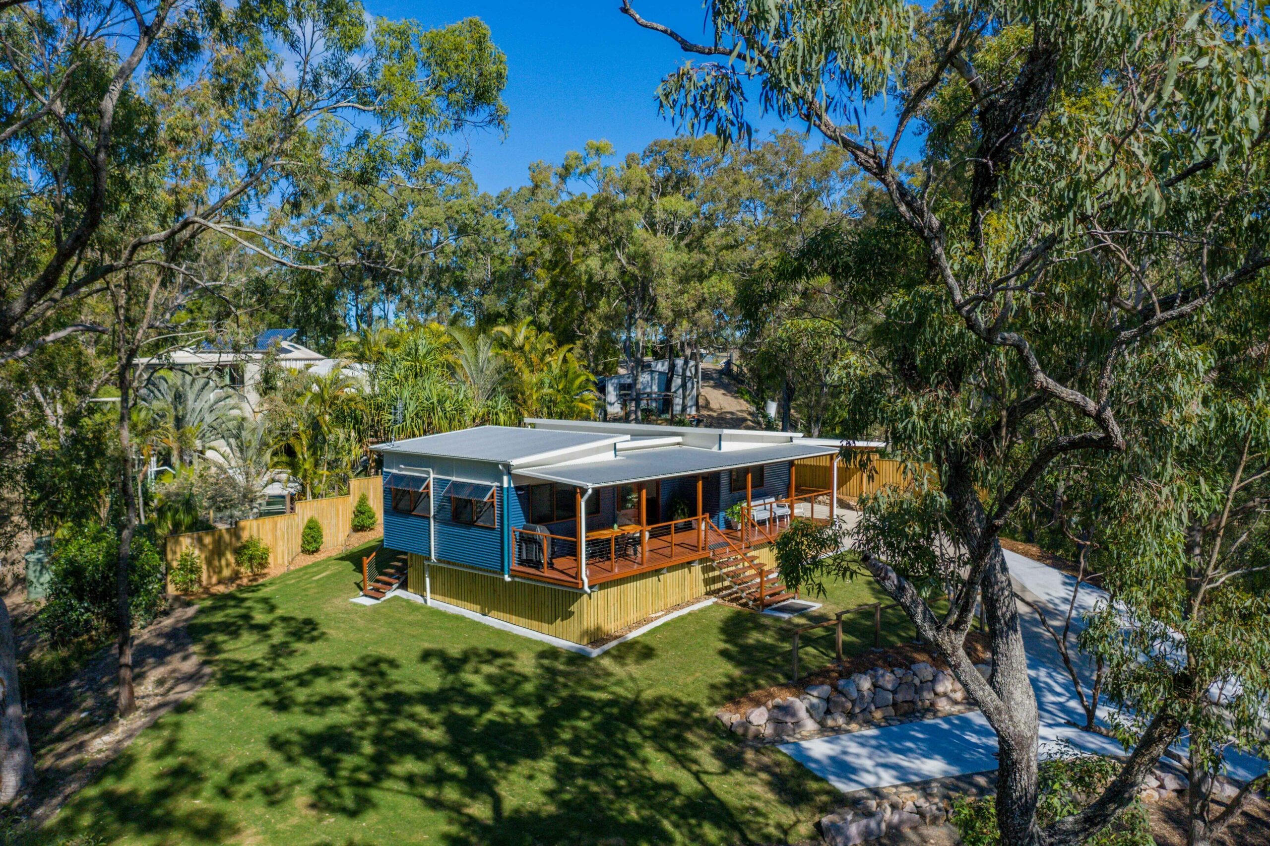 Little Mountain Retreat Where the Bush Meets the Beach