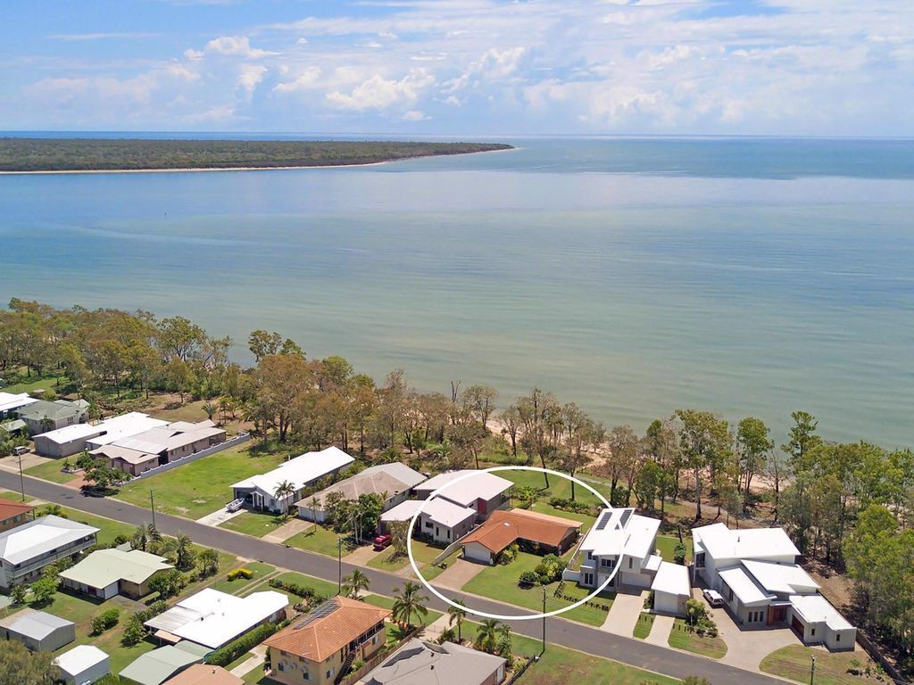 Bay Vista – Burrum Heads- Beachfront- 3 Br-aircon-pets Welcome