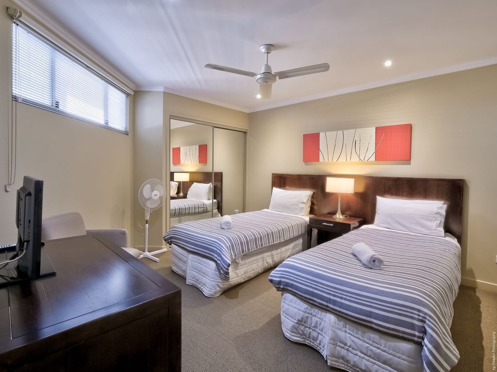 2 Bdr/apt/foxtel/wifi/pool/parking/spa/hervey Bay