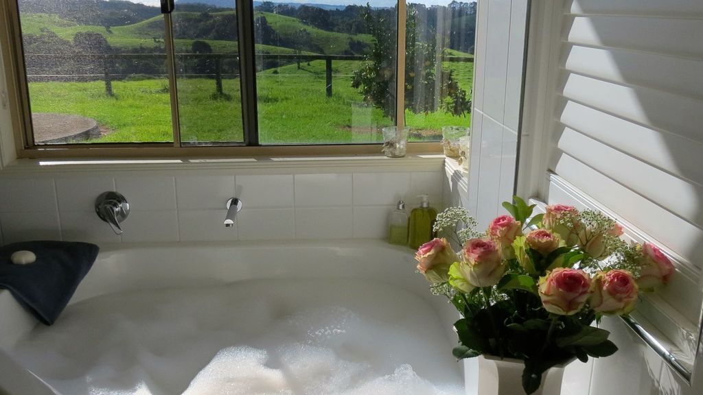 Maleny Springs Farm - Luxurious House on 100 Acres