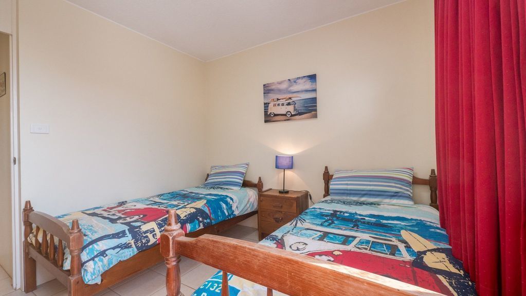 Monterey Lodge Unit 16, 27 Warne Terrace. Kings Beach