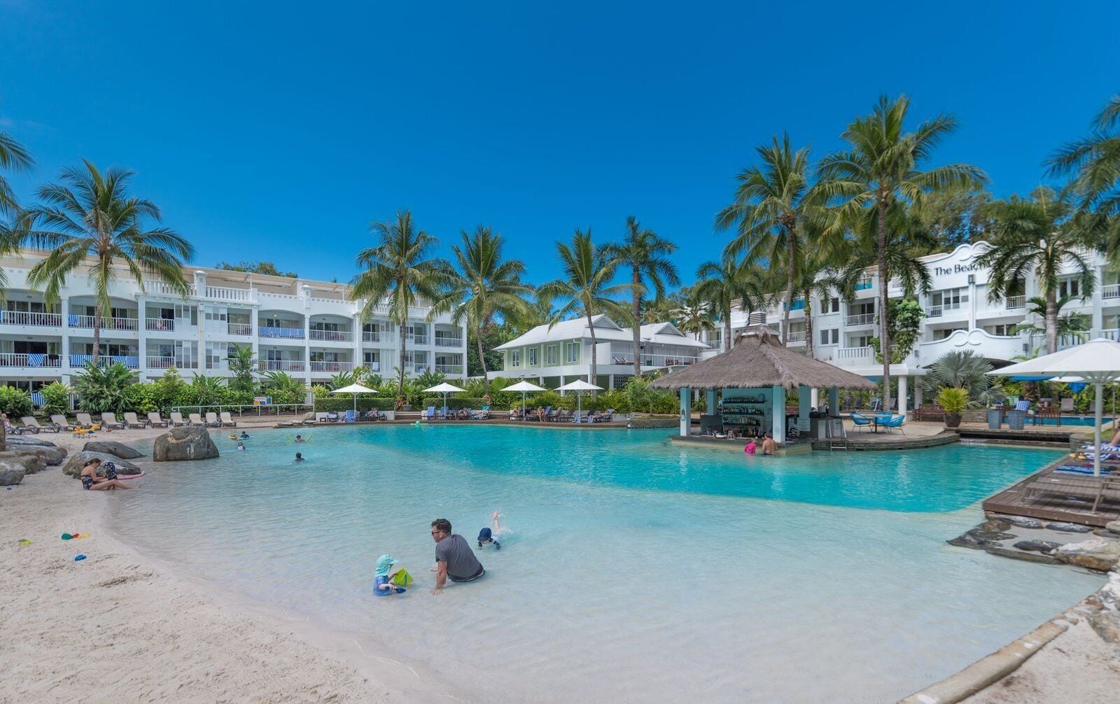 Tropical Apt. in Beach Club Resort with Private Spa Bath