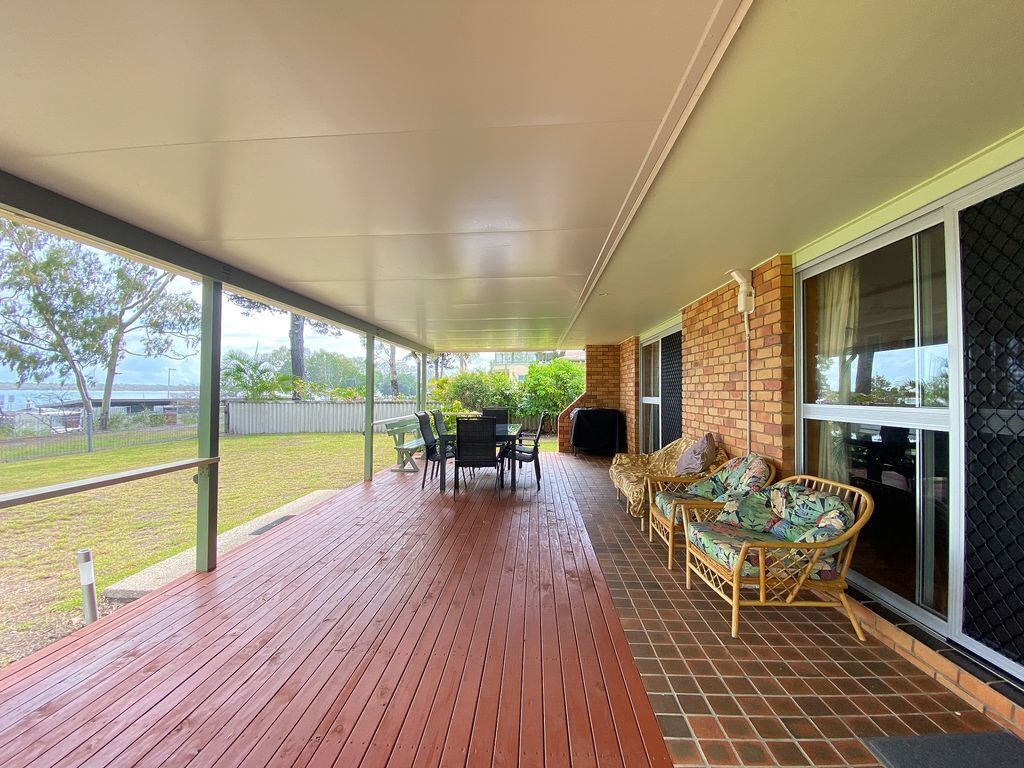 Conway - Burrum Heads- Riverfront - 3br- Aircon-pets Welcome