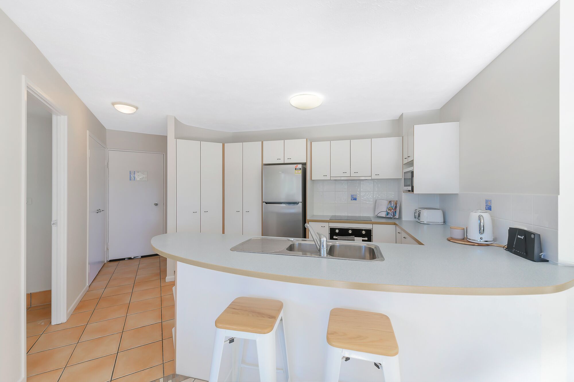 Sunshine Coast Beach Apartment - opposite Dicky Beach