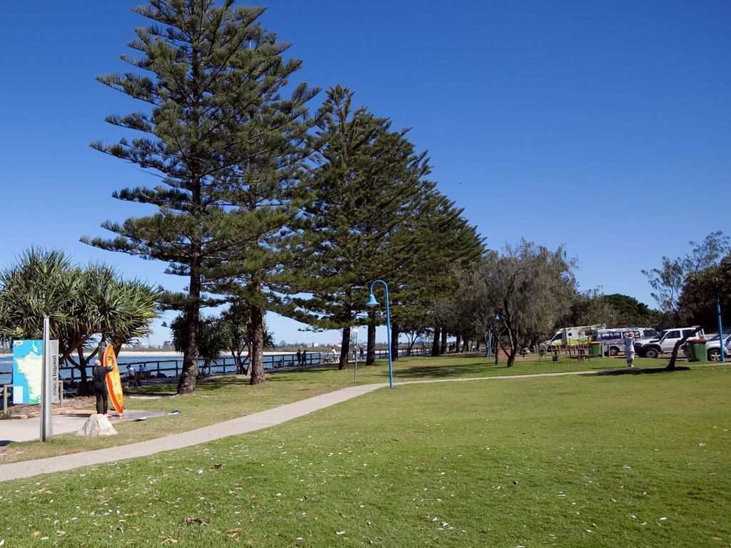 Columbia Point U6, 7 Bulcock Beach Esp