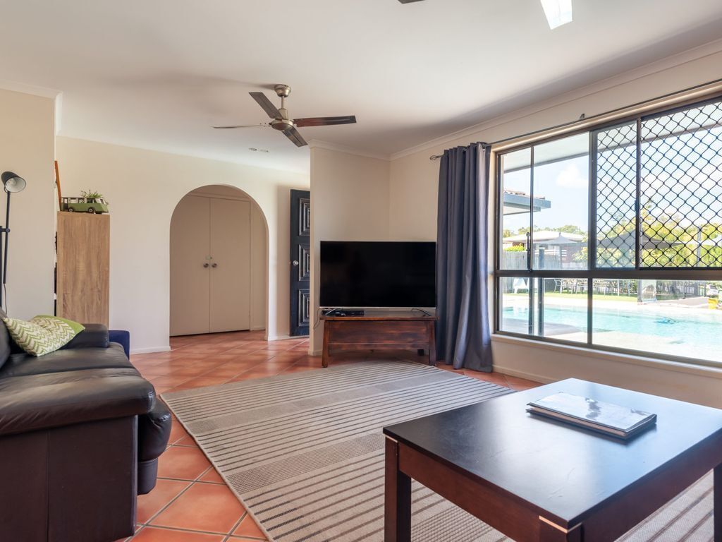 13 Coora Court - Sleeps 6, Pool, air Con, Pets