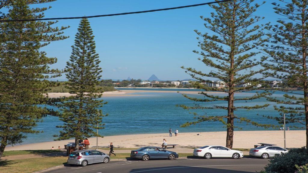 Kookaburra Court Unit 1 Bulcock Beach QLD