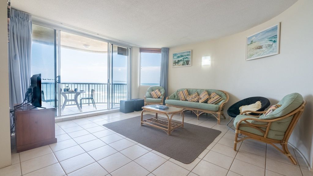 Monterey Lodge Unit 16, 27 Warne Terrace. Kings Beach