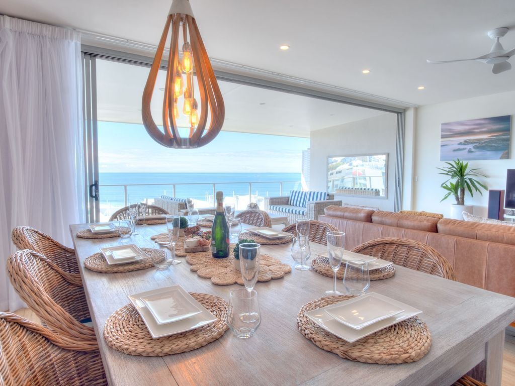 ? Luxurious Kings Beach Penthouse ? Spacious Living, Large Entertaining Balcony,