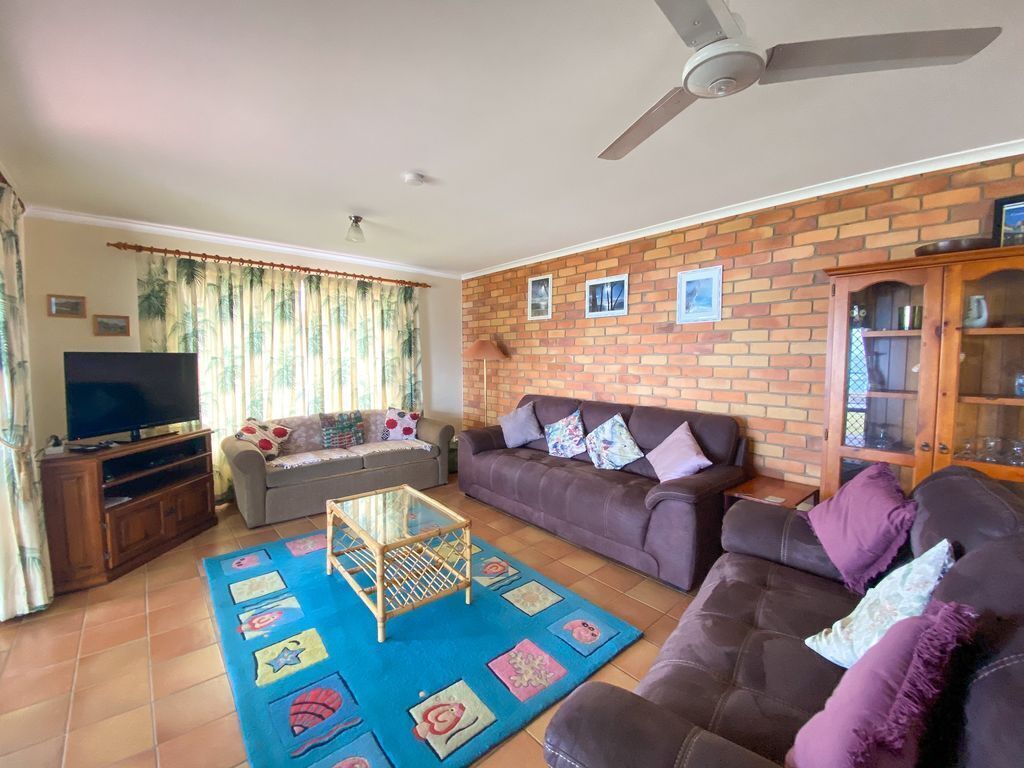 Conway - Burrum Heads- Riverfront - 3br- Aircon-pets Welcome