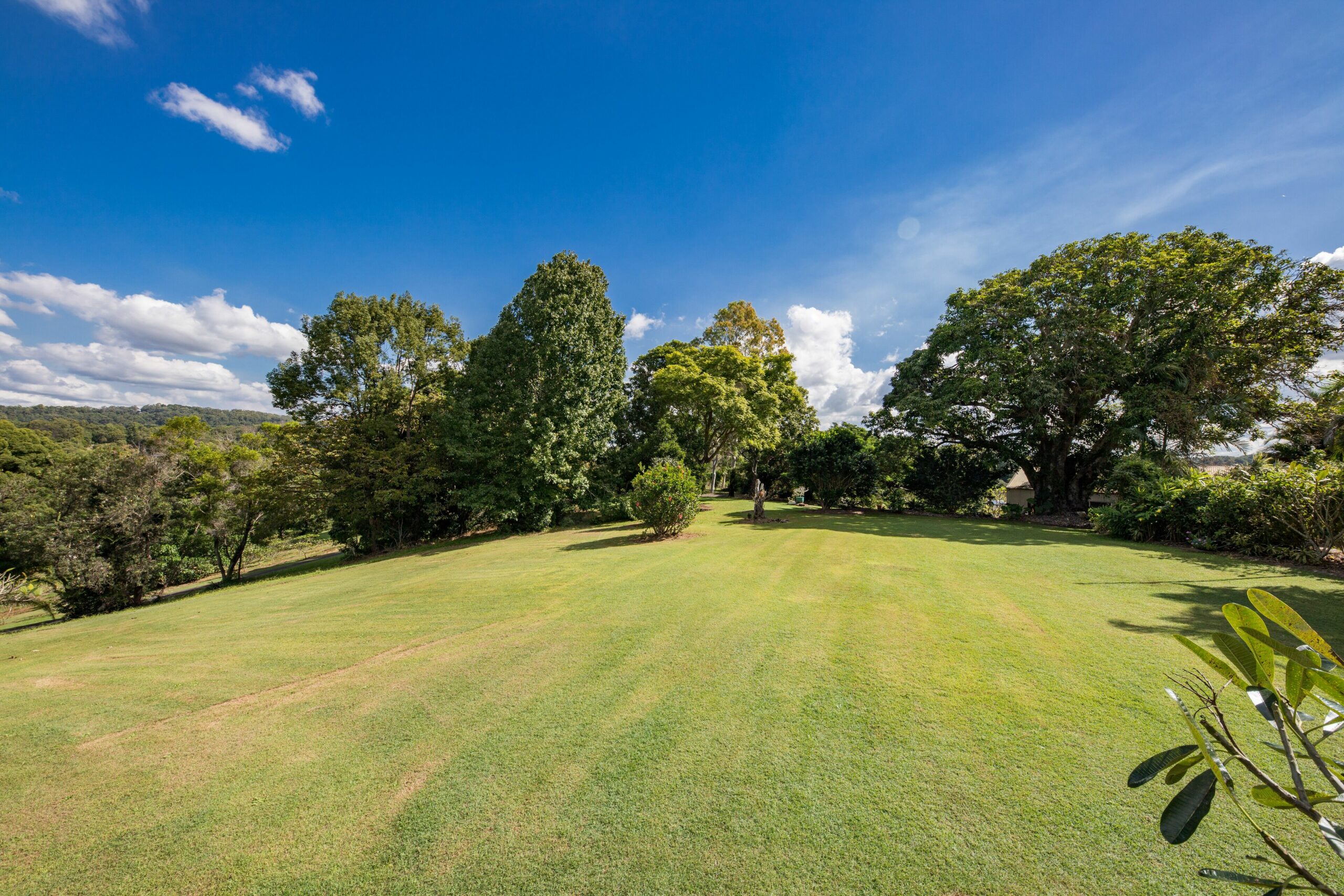 The Frangipani Farm - luxury accommodation on the Sunshine Coast