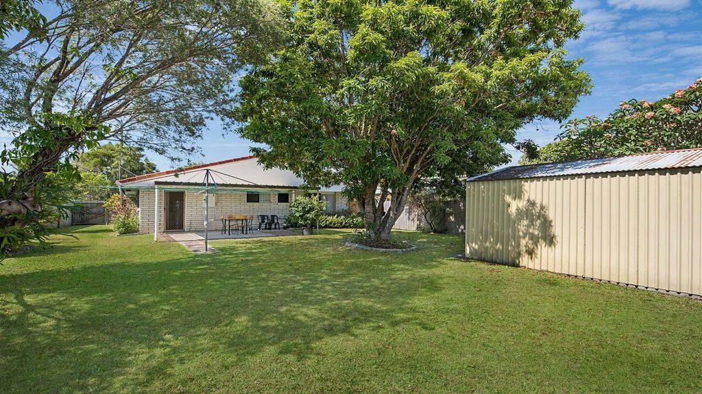 35 Nelson Street Golden Beach, QLD