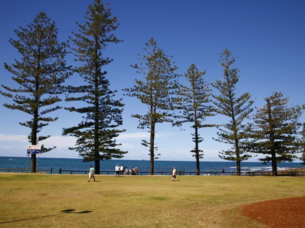 Bryce Street 30, - Ultimate Beach Shack