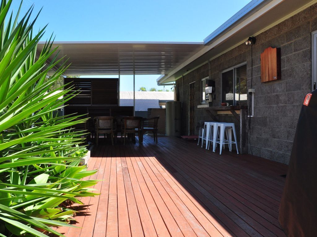 12 Zircon Street - Renovated Beach Shack With the Perfect Blend of Comfort and Coastal Cool