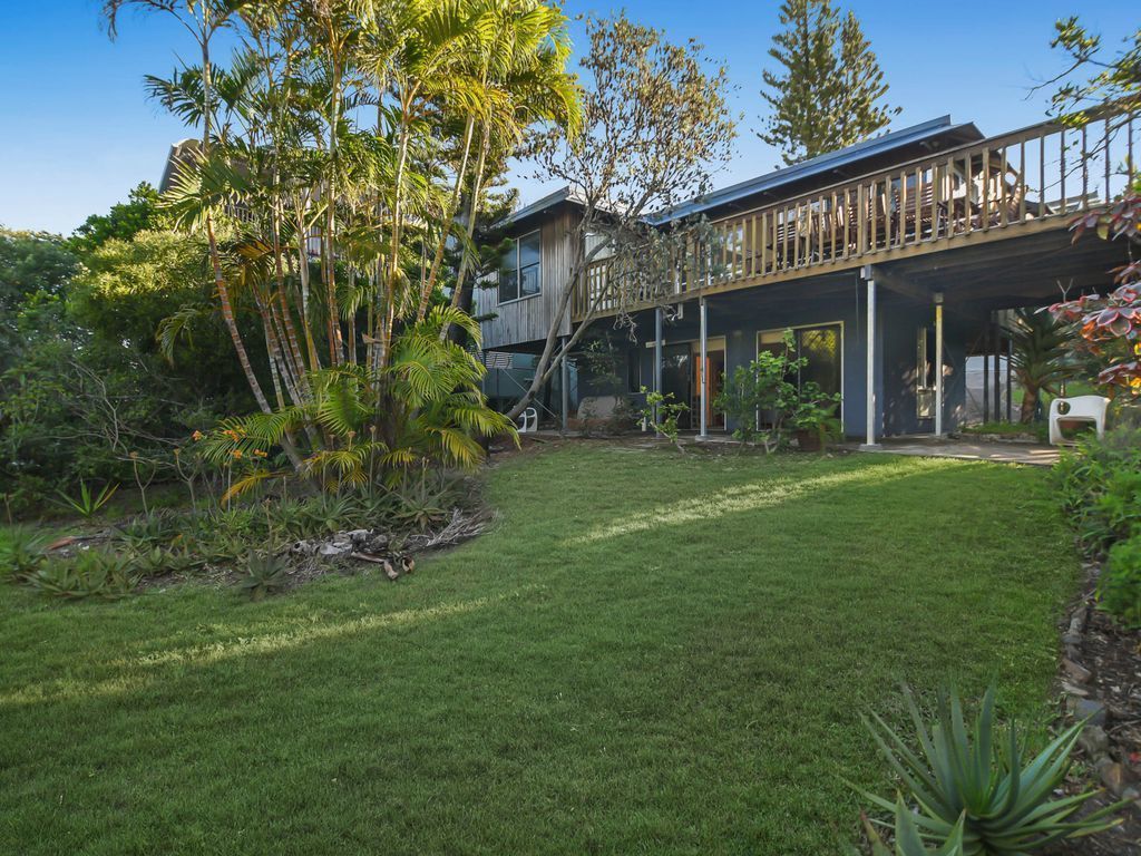 Summer Place – 24 Shearwater Street