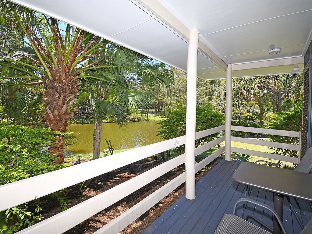 Lake View Villa - Urangan, QLD