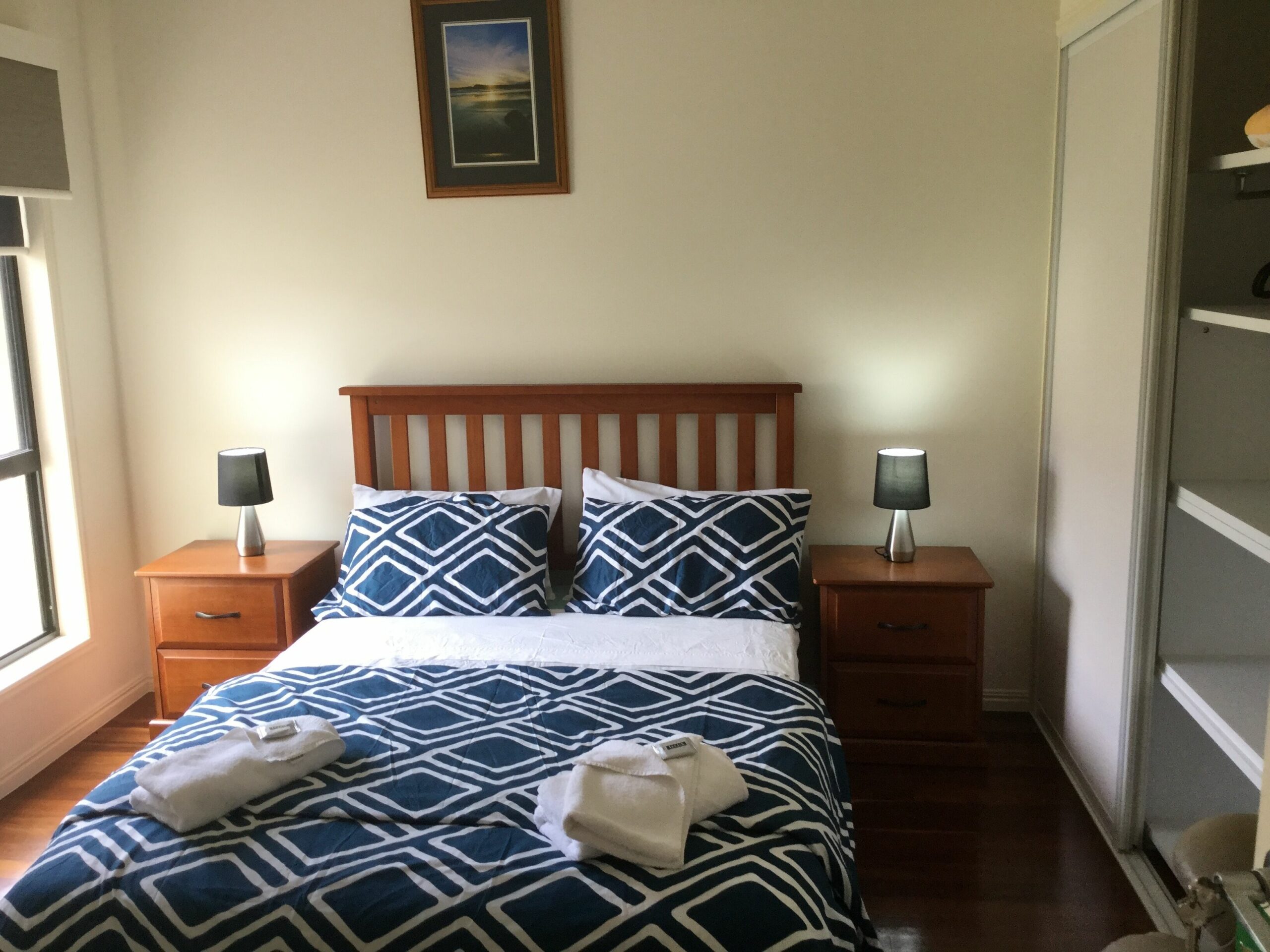 Sea Breeze,swim Beach, Marina, Fraser Island & Ocean, Stay in Morden House