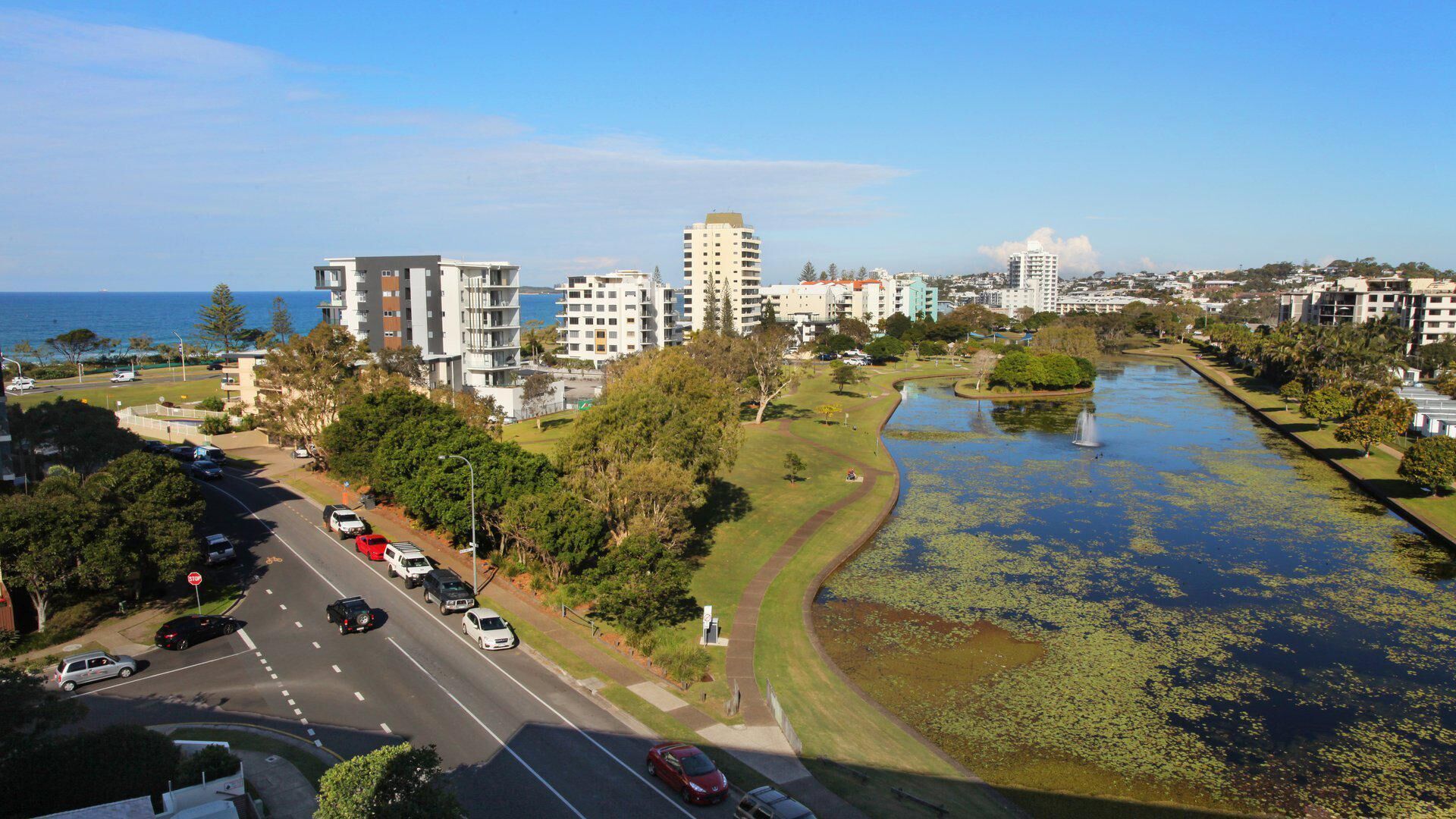 Karmasea 43 - Top Floor Suite w/WIFI+Balcony and BBQ+ Aircon and Complex pool