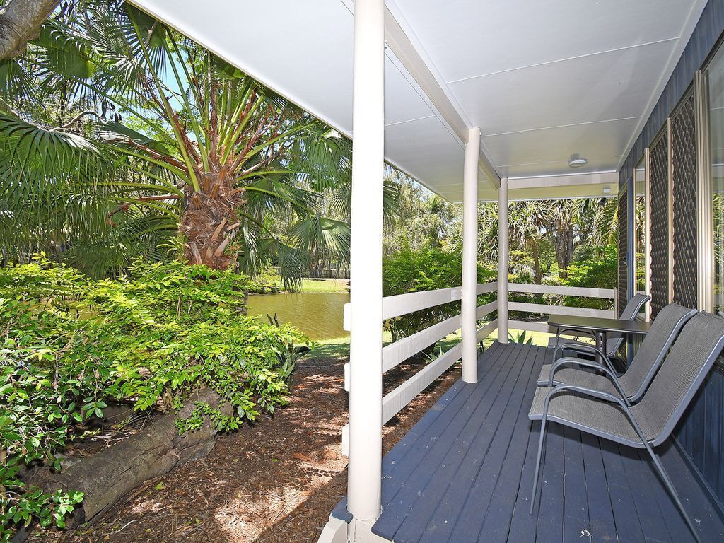 Lake View Villa - Urangan, QLD