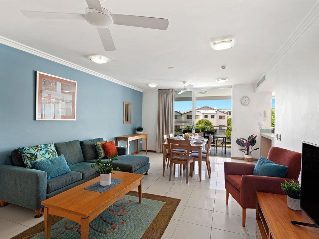 2BR Coolum Beach Rooftop Deckspa Tennis Pool