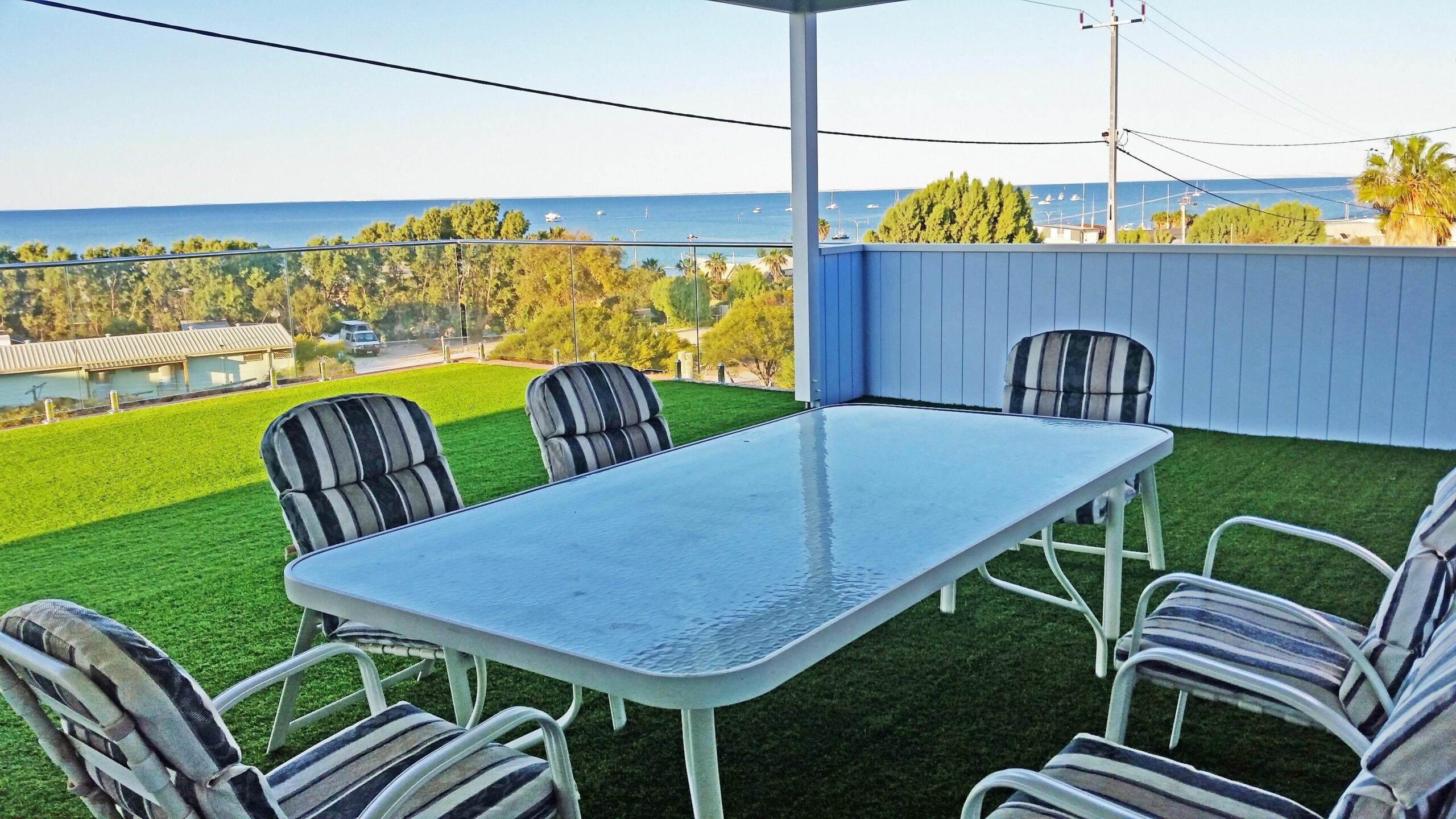 "Bay Reflections"  Magic Retreat with Absolutely Panoramic Views over Shark Bay.