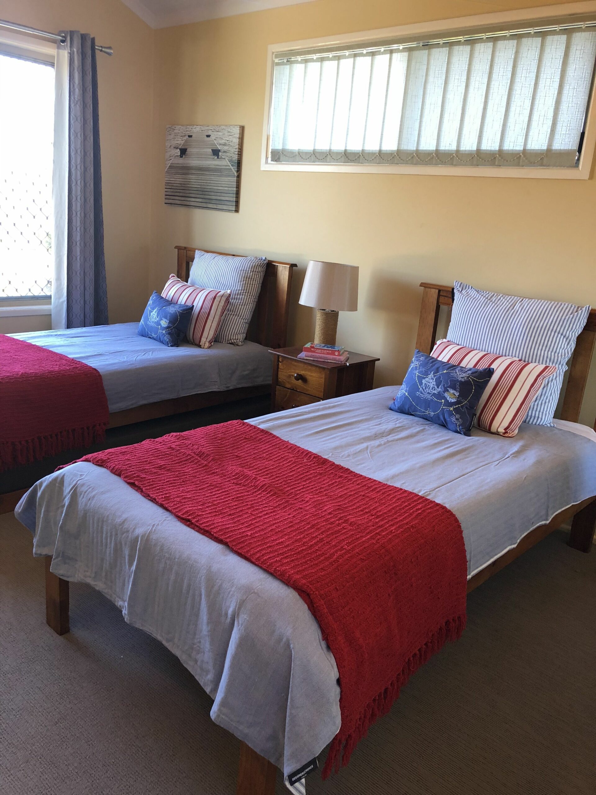 Minimum 3 night stay    4 Bed/2 Bath    Sleeps 10 (max 6 Adults)