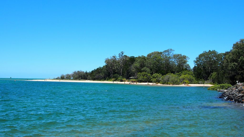 Aloha Apartment @ Coco Palms Coastal Retreat, Toogoom Beach