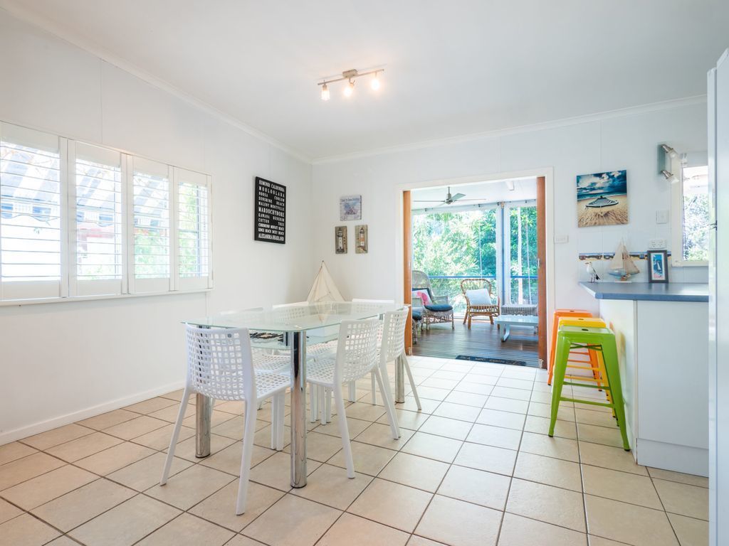 Gull Cottage,129 Landsborough Pde, Golden Beach