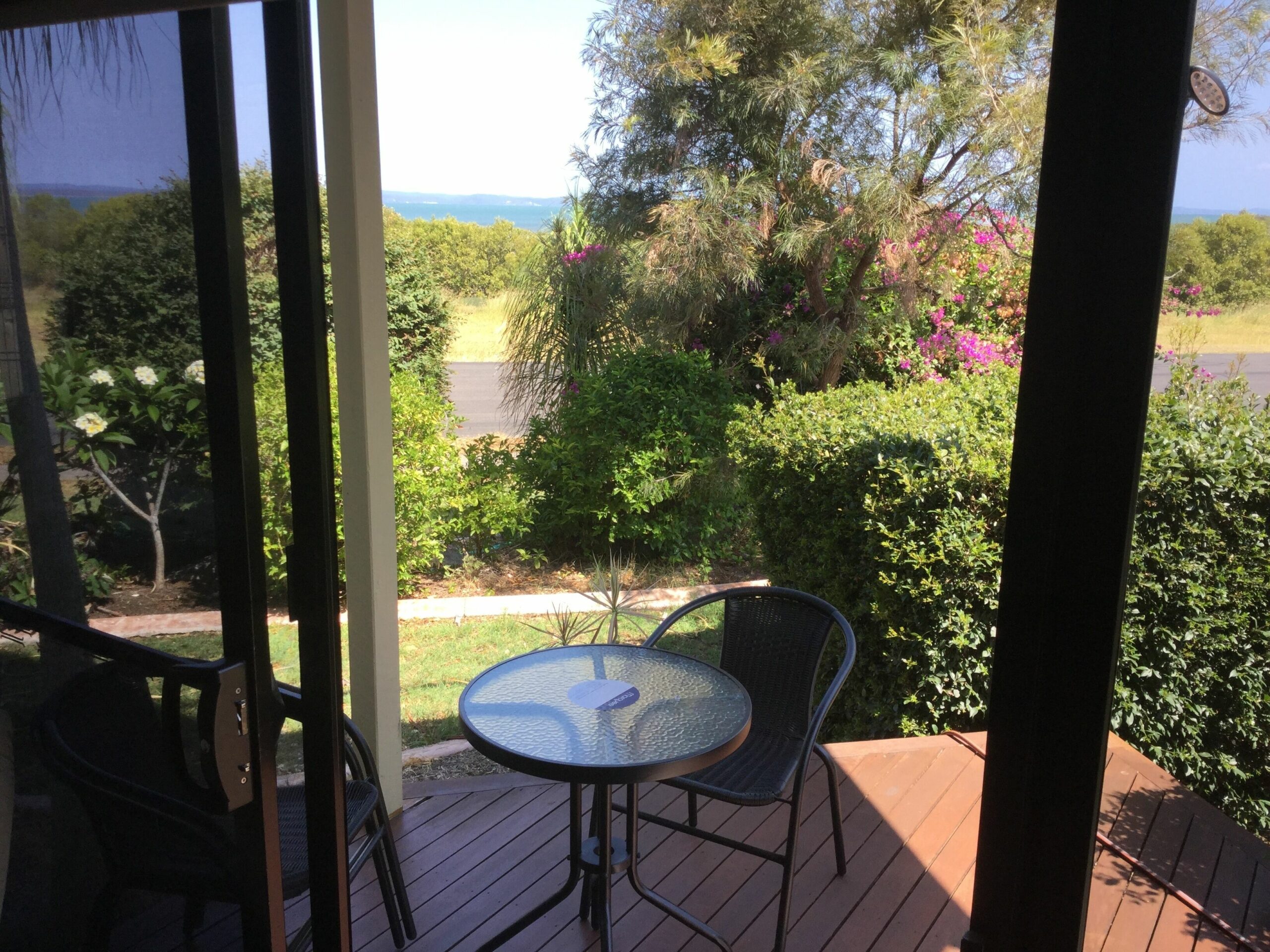 Sea Breeze,swim Beach, Marina, Fraser Island & Ocean, Stay in Morden House